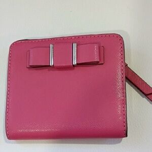 Coach Pink Bow Accent Women's Wallet. Gorgeous.